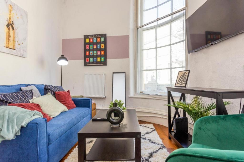 Newcastle'S Most Central Apartment - Sleeps 10 Exterior foto