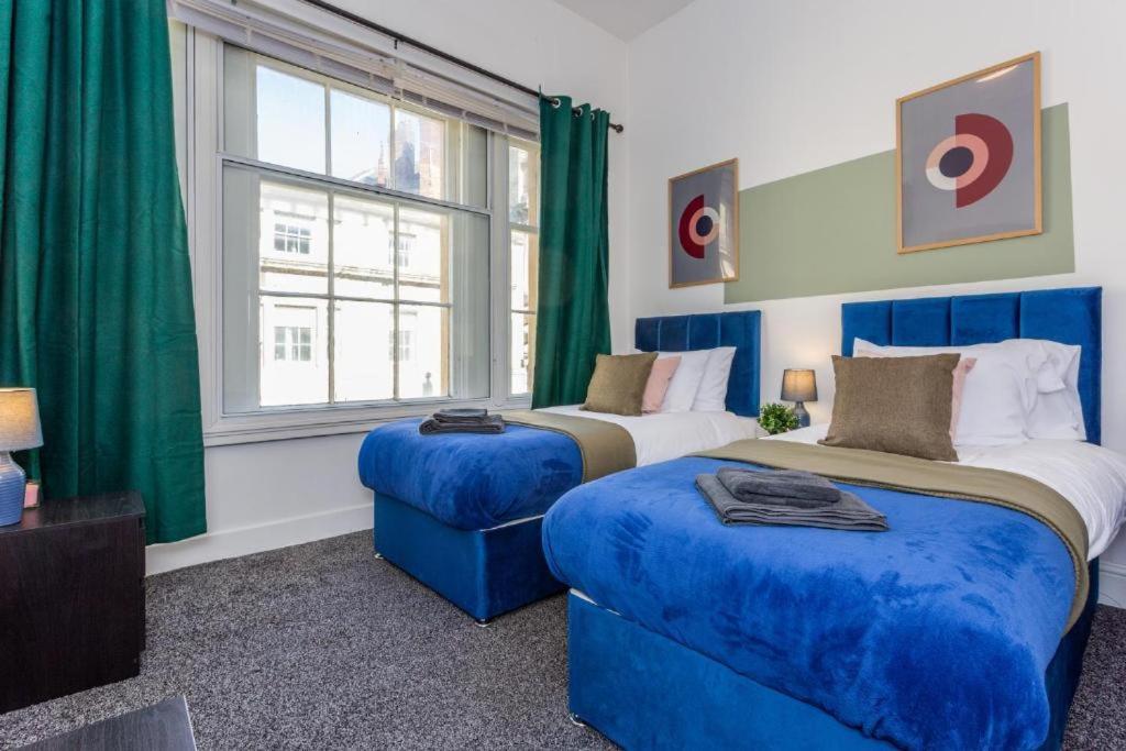 Newcastle'S Most Central Apartment - Sleeps 10 Exterior foto